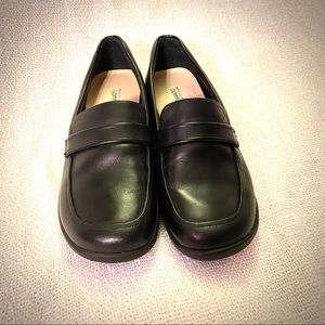 Strictly Comfort - Women’s Loafers - Black (7.5)